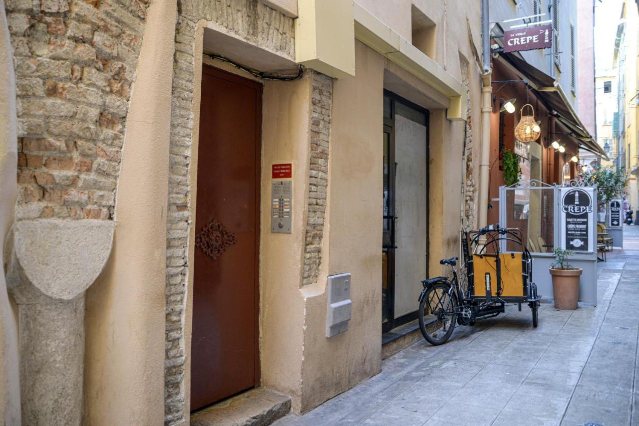 Sunny Apartment In Heart Of Nice Old Town Buitenkant foto